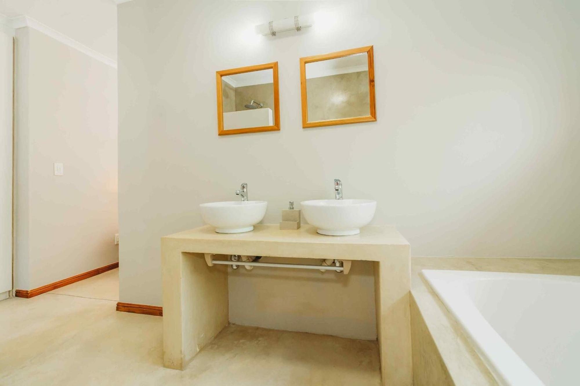 Atello Guesthouse George Exterior foto
